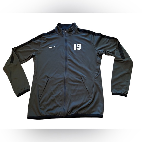Nike Women’s volleyball zip up lightweight gray and black  jacket size large - Picture 1 of 9